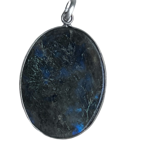 Large Oval Fire Labradorite Sterling Silver Bail Pendant - Picture 4 of 7